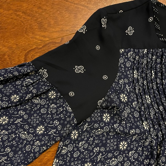 Cute boho shirt from the GAP - Picture 7 of 7